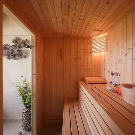 Jakob With Pool And Sauna Отель